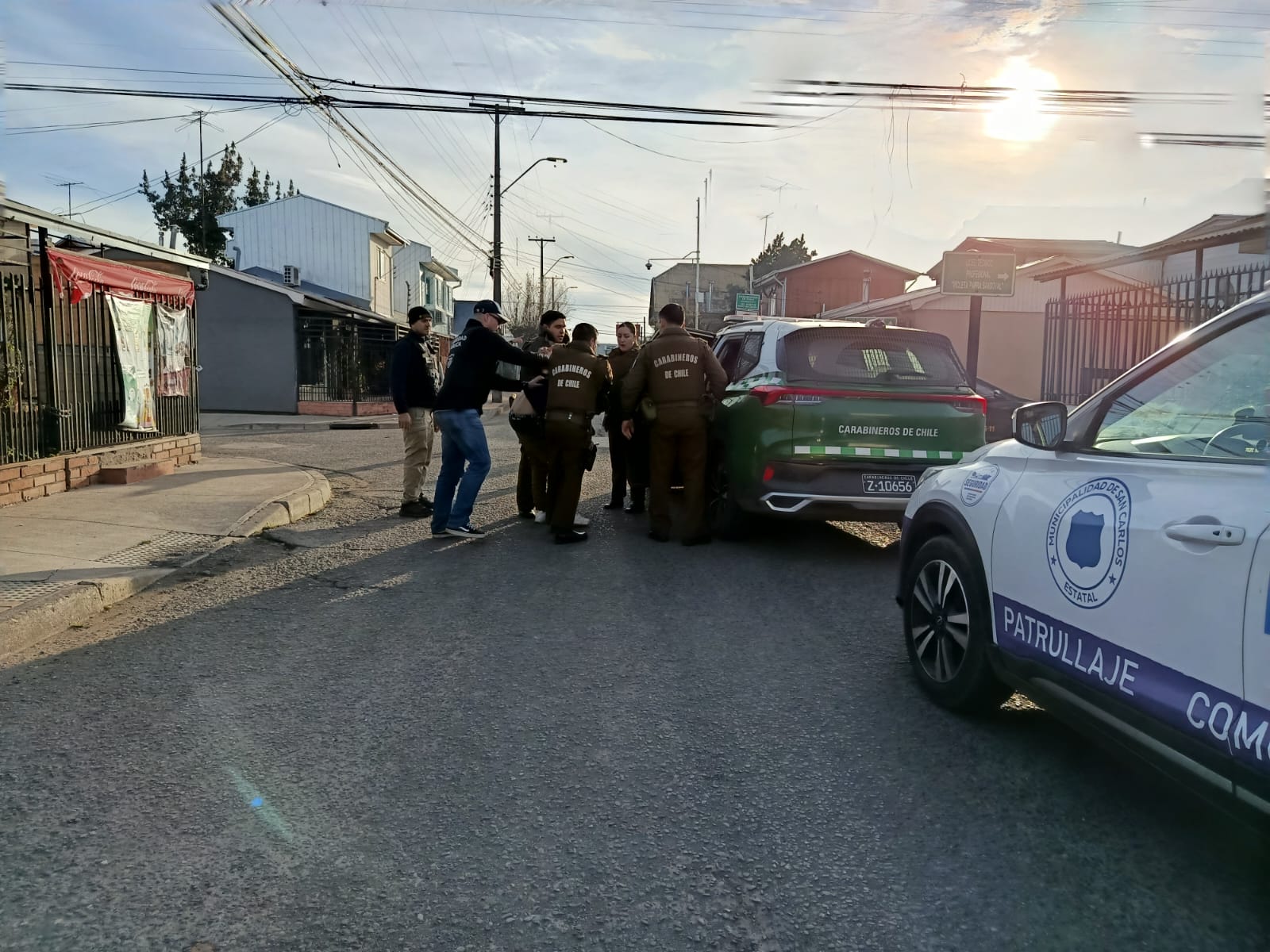 𝗦𝗲𝗴𝘂𝗿𝗶𝗱𝗮𝗱 𝗣𝘂́𝗯𝗹𝗶𝗰𝗮 𝗱𝗲 𝗦𝗮𝗻 𝗖𝗮𝗿𝗹𝗼𝘀 𝗱𝗲𝘁𝗶𝗲𝗻𝗲 𝗮 𝘁𝗿𝗲𝘀 𝘀𝘂𝗷𝗲𝘁𝗼𝘀 𝗽𝗼𝗿 𝗮𝘀𝗮𝗹𝘁𝗼 en 11 de septiembre