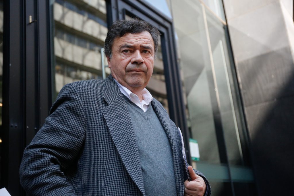 Boric remueve a ministro de Agricultura tras quiebre oficialista de la FRVS