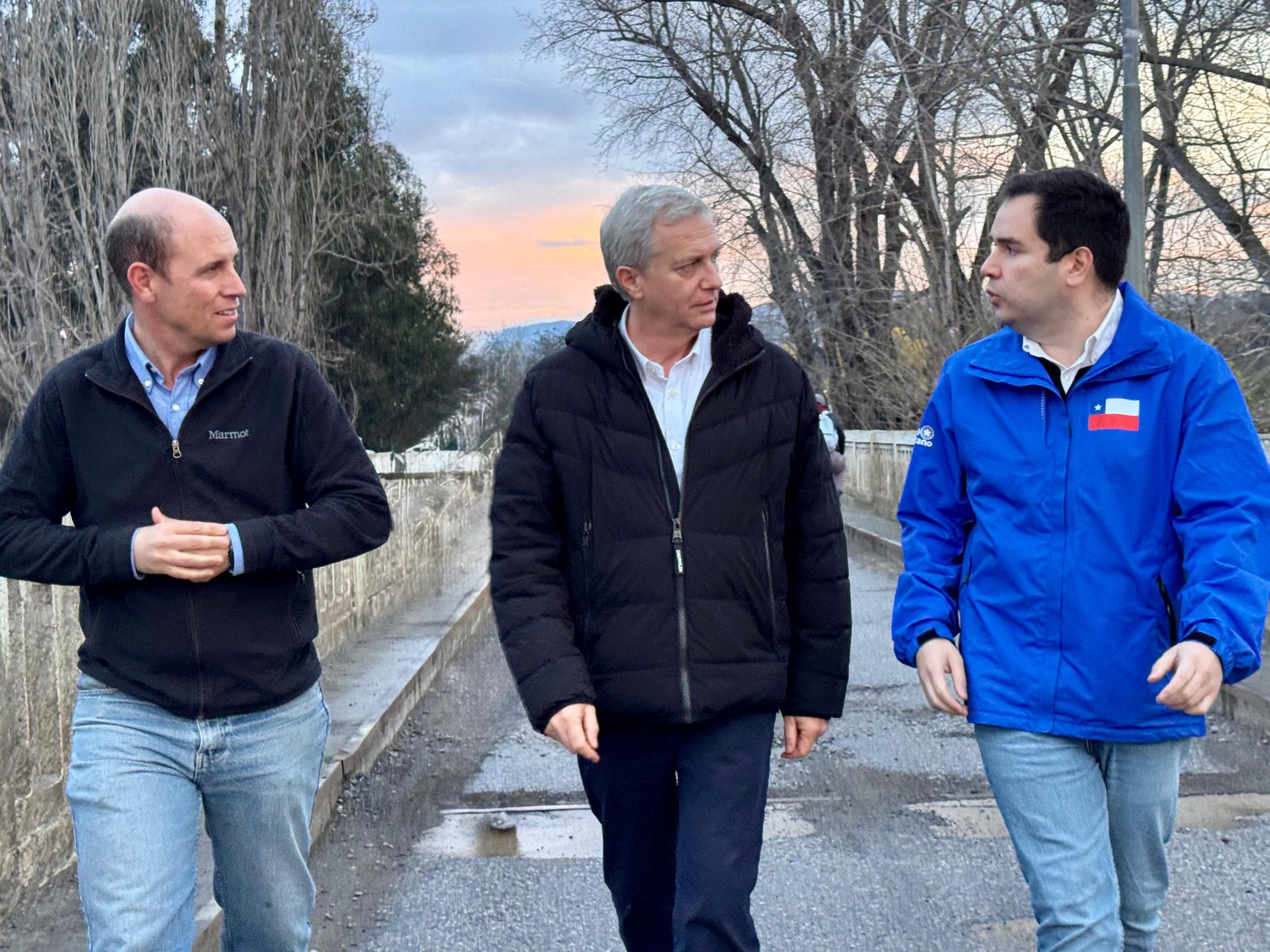 Kast sorprende con visita a Ñuble en el cierre de su gira