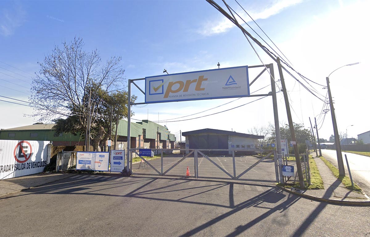 Vecinos de Chillán viven con miedo: microbasural en Villa San Pedro vuelve a arder en plena catástrofe