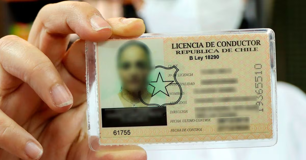 Investigan a funcionarios en Chillán por presunta venta irregular de licencias de conducir