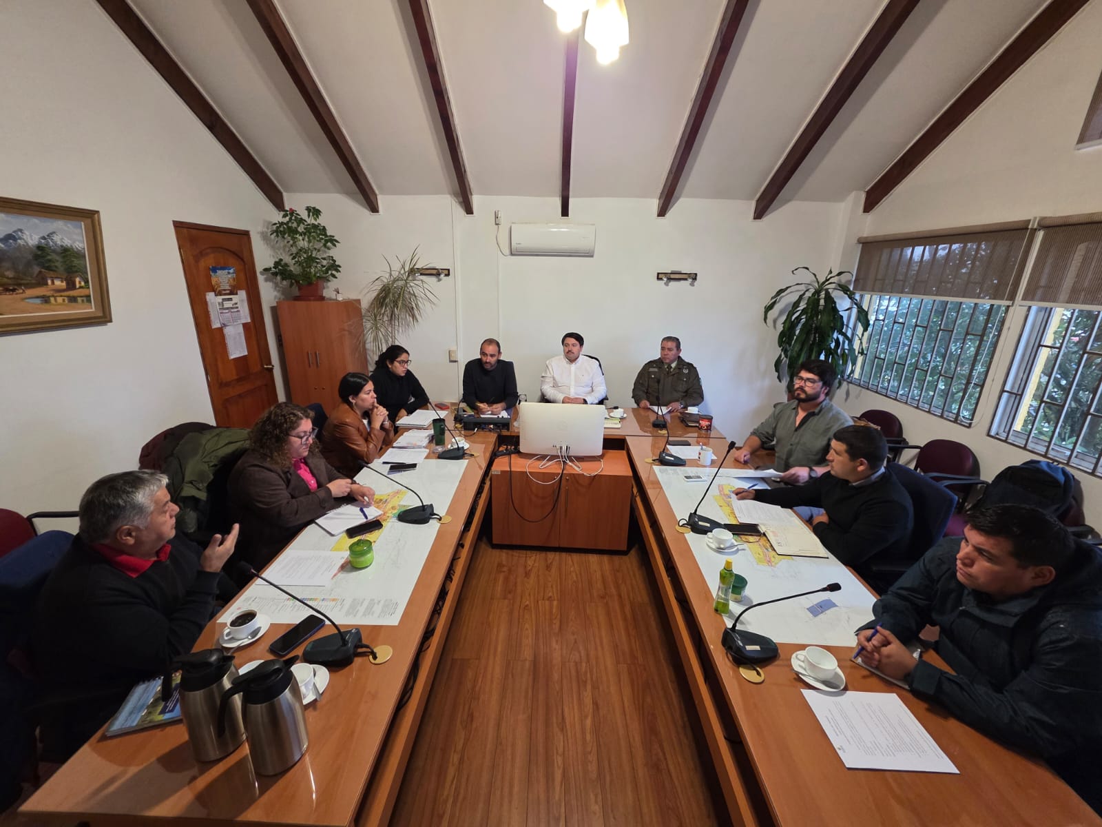 Alcalde de El Carmen exige respuestas por constantes fallas eléctricas en la zona.