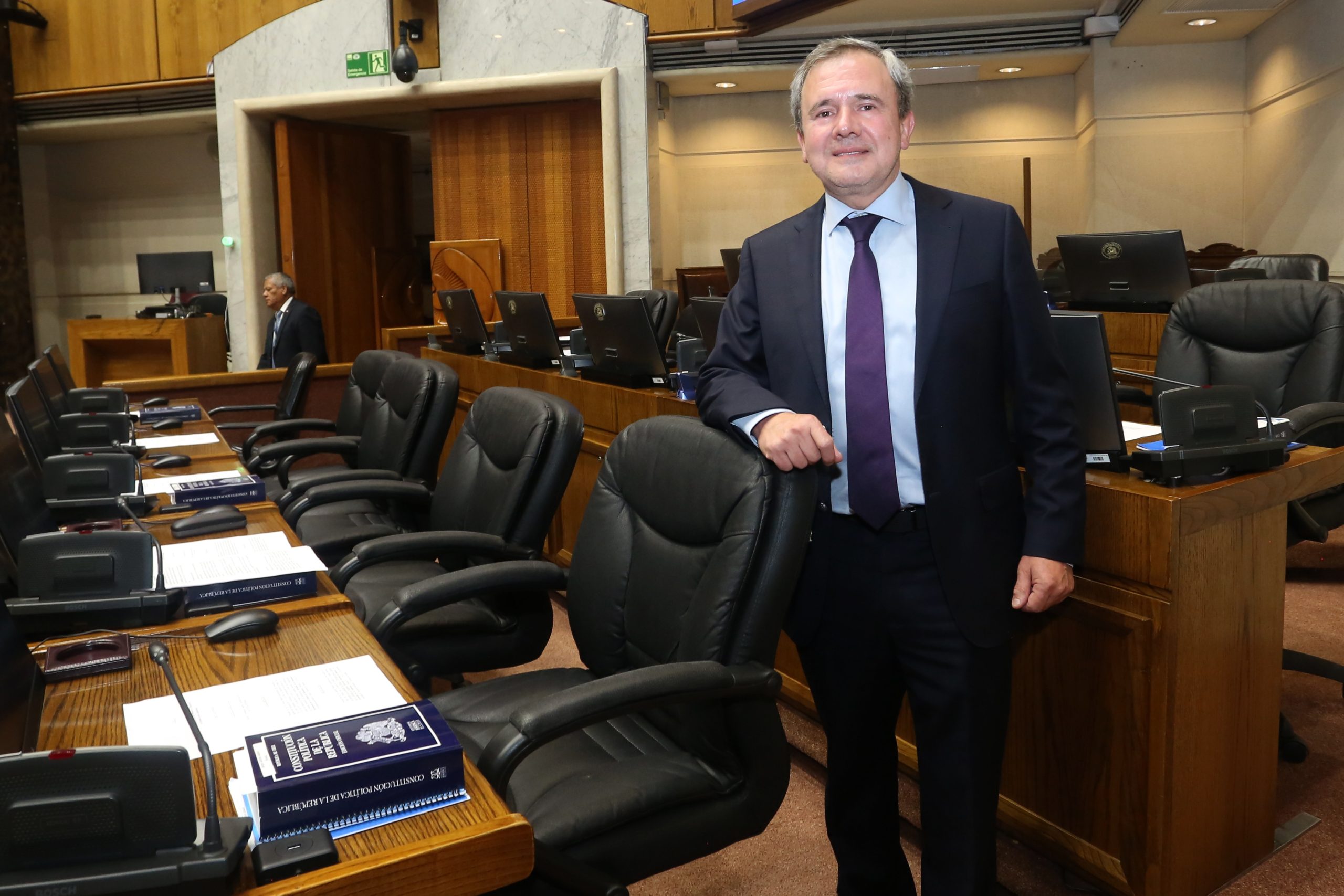 Ñuble gana protagonismo: senador lidera bancada UDI en etapa clave