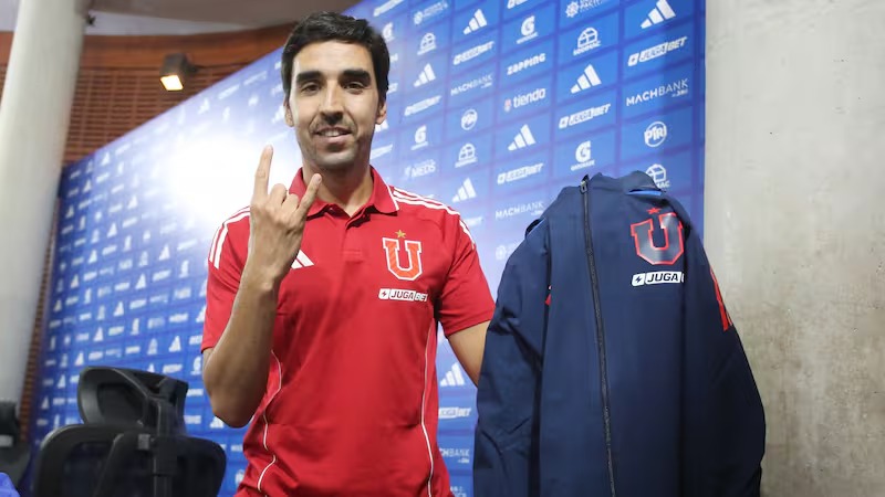 Meneghini deja la banca de la U tras irregular inicio de temporada