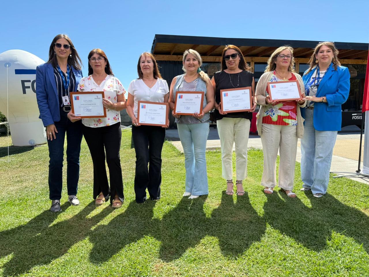 FOSIS Ñuble certificó a chillanejas participantes del Programa de Educación Financiera