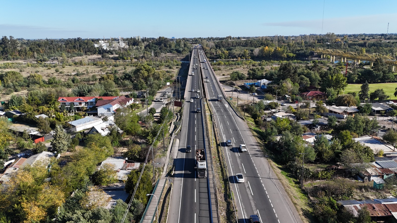 Fin de semana largo parte con más autos de lo esperado y sin accidentes en Ñuble