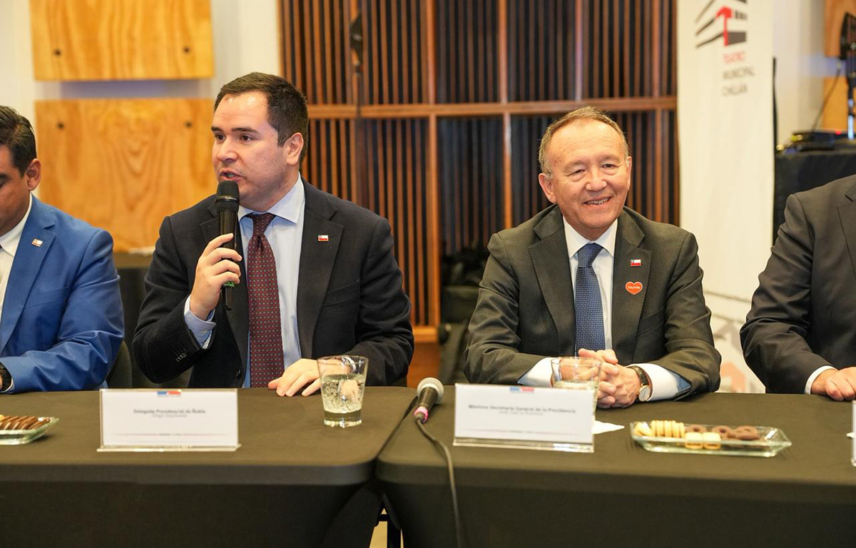 Ministro García Ruminot llega a Ñuble y fija prioridades en empleo y seguridad