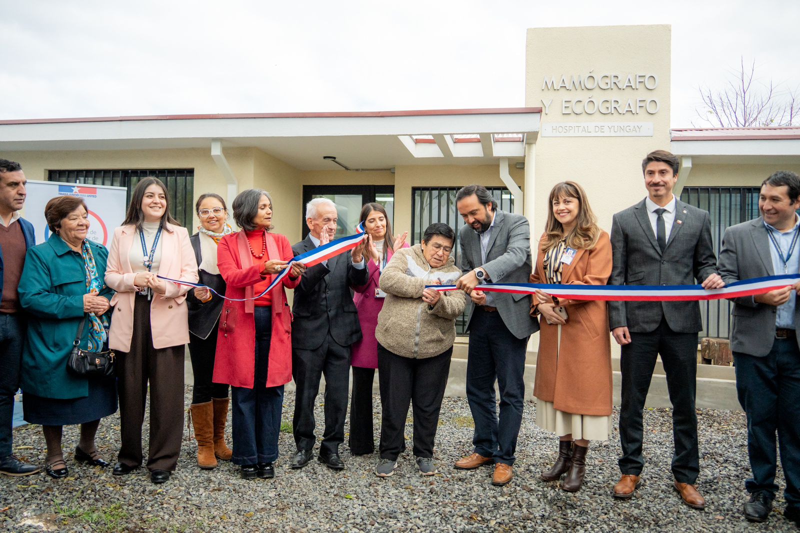 Nuevo mamógrafo beneficiará a mujeres de Yungay, Pemuco y El Carmen.