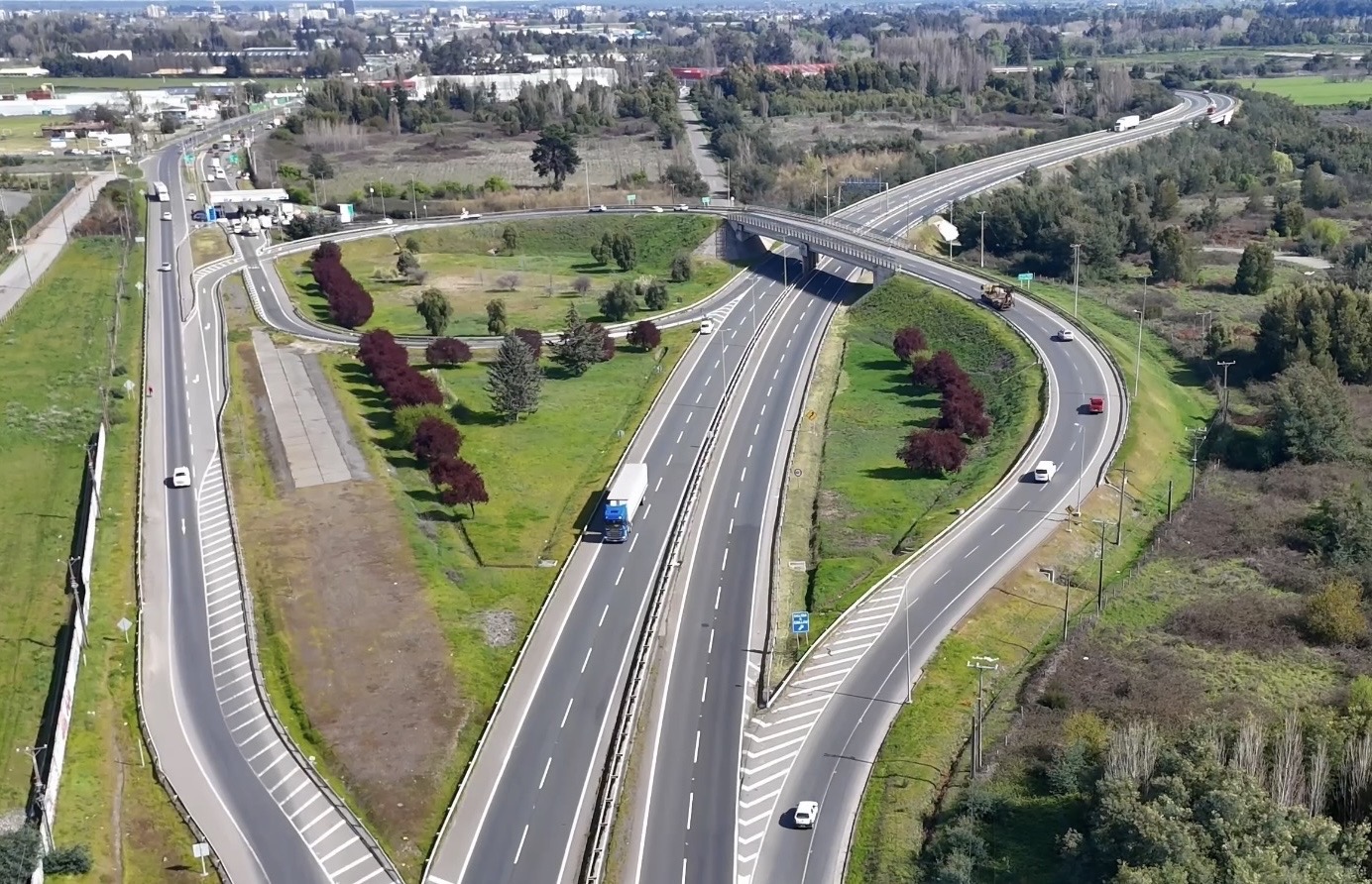 Más de 100 mil vehículos han circulado en rutas de Ñuble durante este fin de semana largo