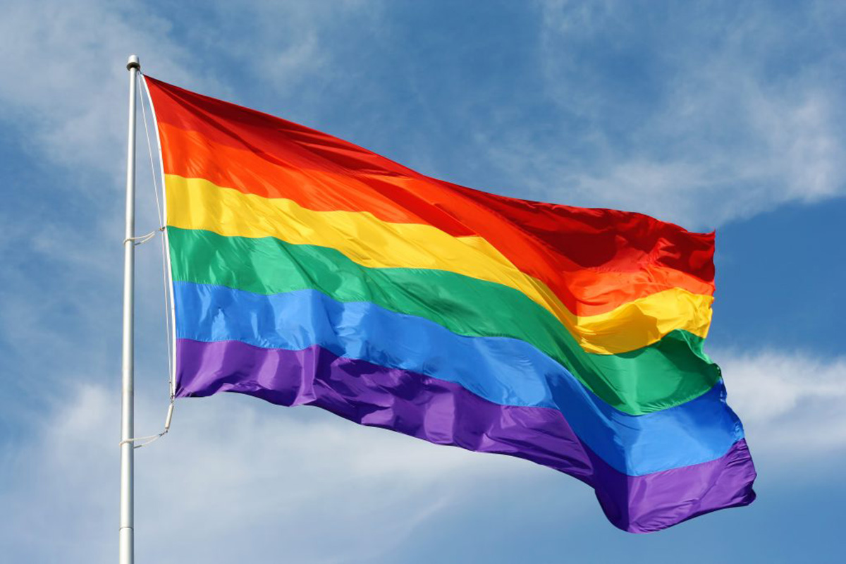 Municipalidad de Chillán izará bandera LGBTIQ+ por campaña nacional contra la discriminación