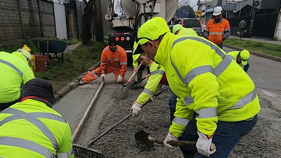 Municipio impulsa ambicioso plan de mejoramiento vial con inversión municipal y gestión de recursos externos