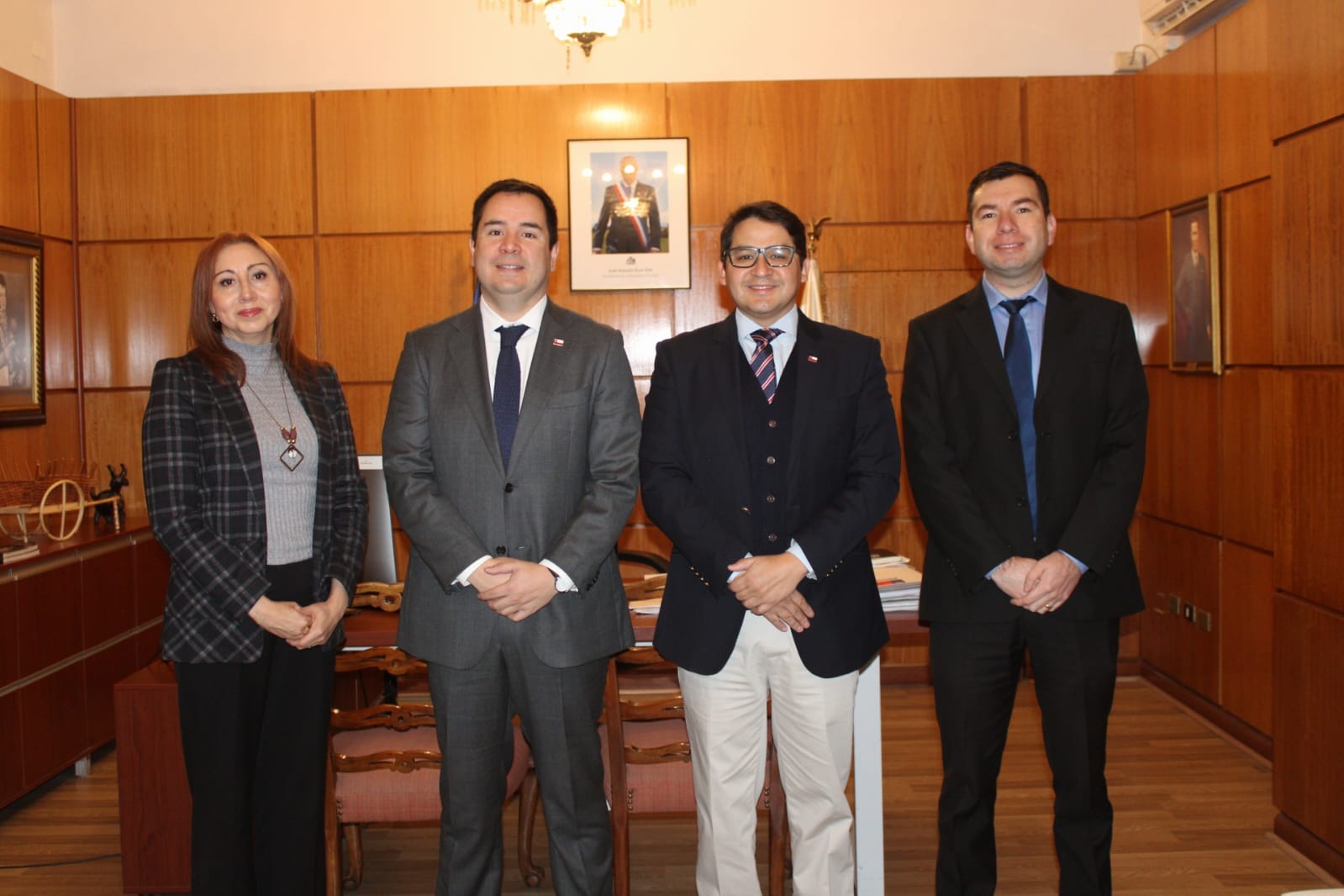 Delegado Presidencial de Ñuble presenta a nuevos directores de Fosis, Senama y Sercotec.