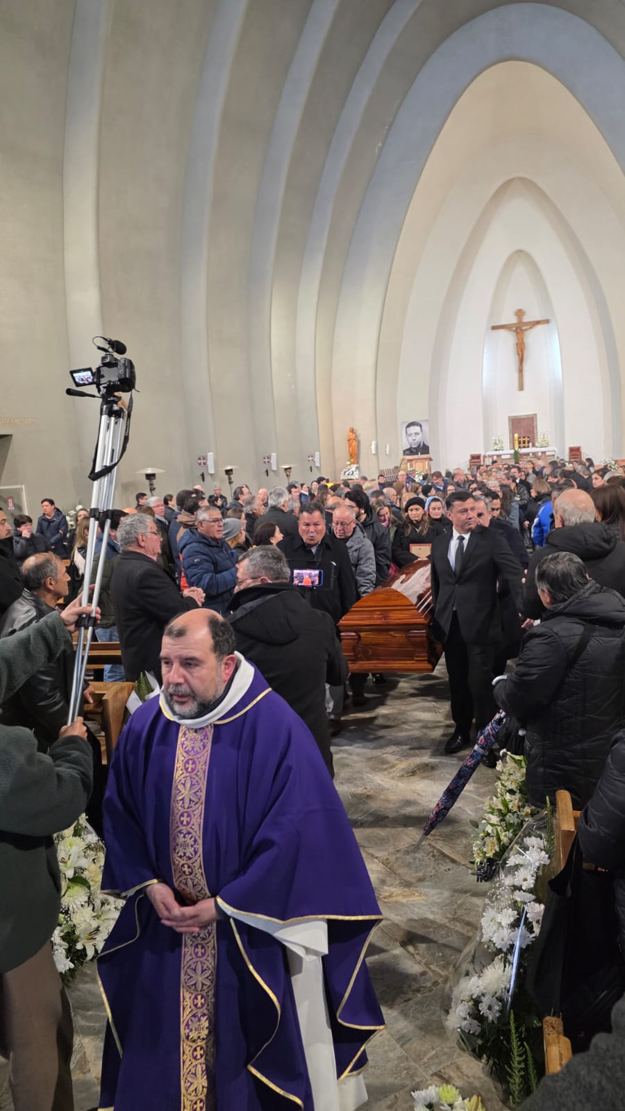 Despedida a nuestro colega Julius Montolivo Garcia.
