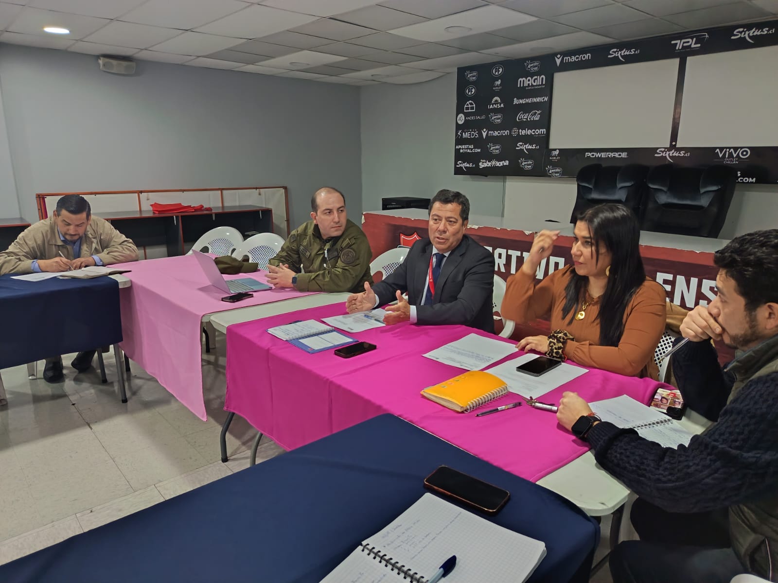 Autoridades y vecinos analizan cambios de tránsito en torno al futuro Hospital Regional